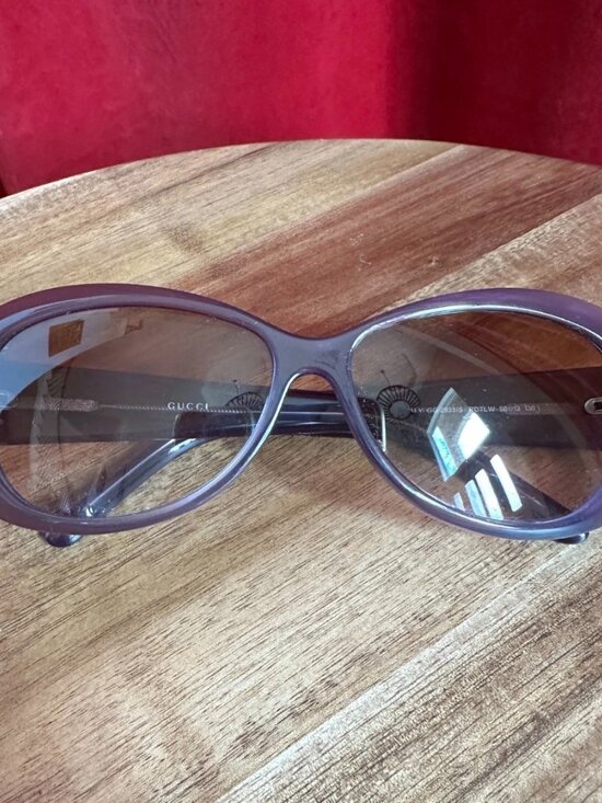 Vintage Ladies GUCCI GG2933/S Purple Butterfly Frame Sunglasses Y2k Safilo Italy main image 9